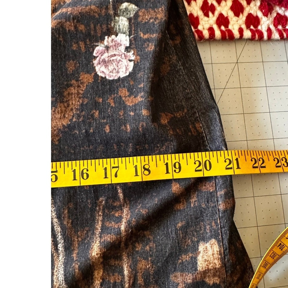 Made In Italy Cordoroy Shirt Dress Floral Print Button Down Roll Tab Sleeve ?Med - Picture 9 of 10
